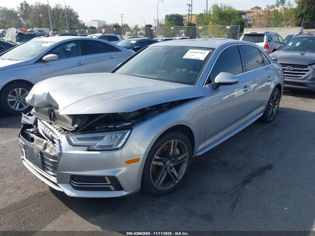 2018 AUDI A4 WAUENAF45JA167938 Photo 1