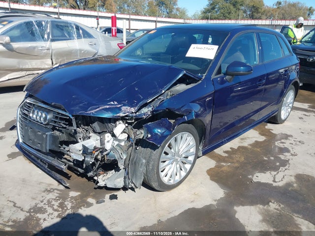 2017 AUDI A3 E-TRON WAUUPBFFXHA118953 Photo 1