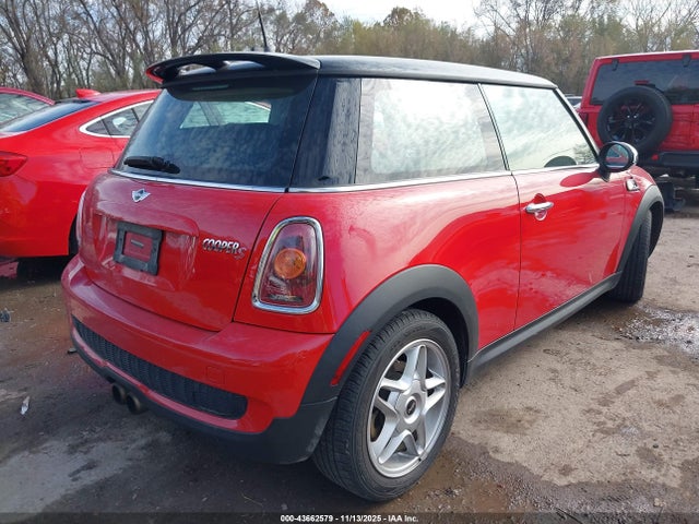 2009 MINI COOPER S WMWMF73589TT99815 Photo 3