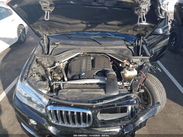 2016 BMW X5 5UXKR2C51G0U17248 Photo 9