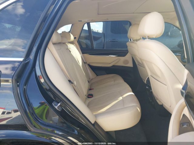 2016 BMW X5 5UXKR2C51G0U17248 Photo 7
