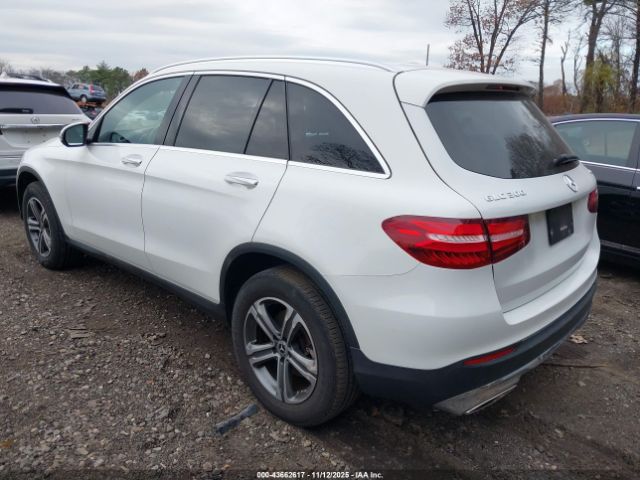 2019 MERCEDES-BENZ GLC 300 WDC0G4KB0KF666903 Photo 2