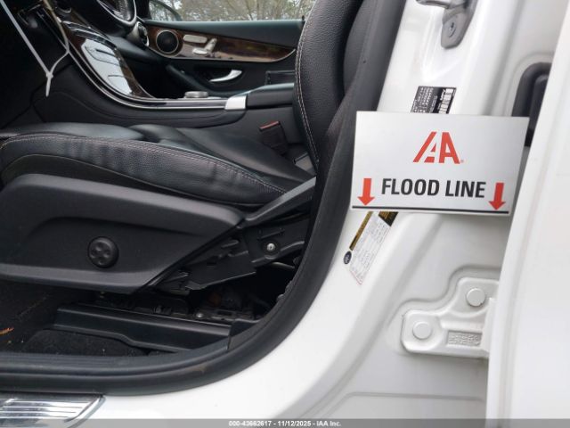 2019 MERCEDES-BENZ GLC 300 WDC0G4KB0KF666903 Photo 5