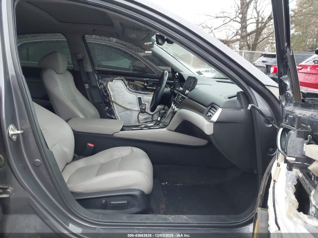 Продаж на аукціоні авто 2018 Honda Accord Ex-l, vin: 1HGCV1F54JA146714, номер лоту: 43662628