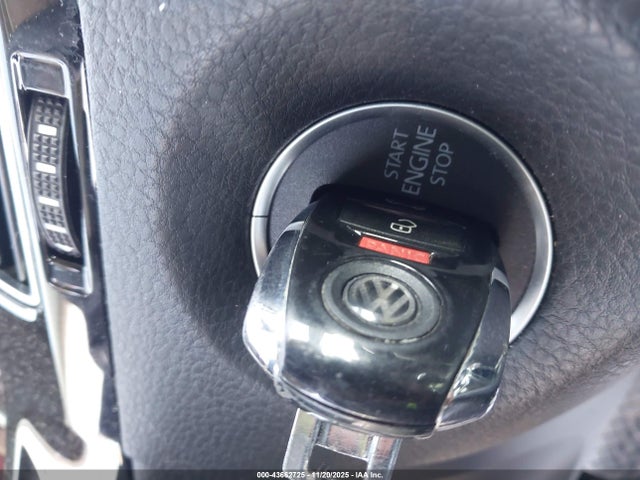 2016 VOLKSWAGEN TOUAREG WVGEF9BP0GD010125 Photo 10