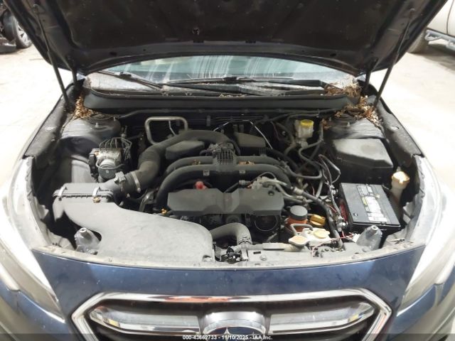 2018 SUBARU OUTBACK 4S4BSAHC5J3263894 Photo 9