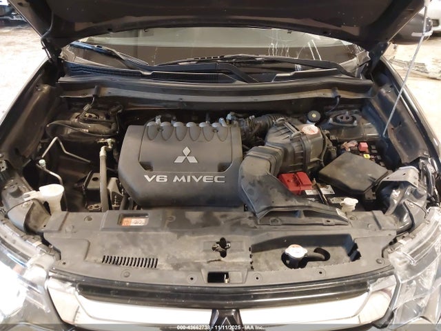 2017 MITSUBISHI OUTLANDER JA4JZ4AX2HZ006638 Photo 9