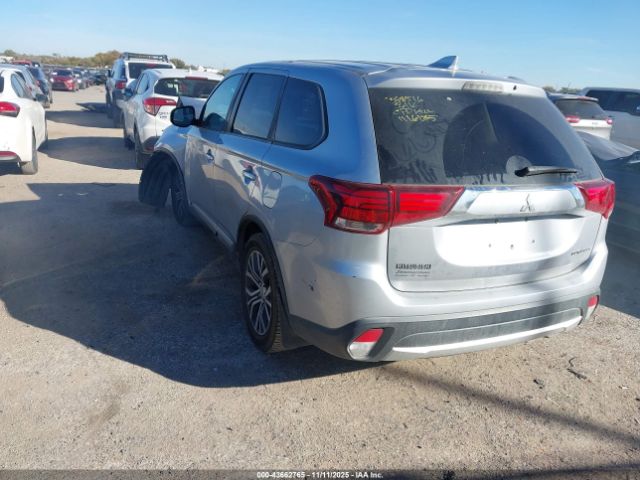 2017 MITSUBISHI OUTLANDER JA4AD2A34HZ030357 Photo 2