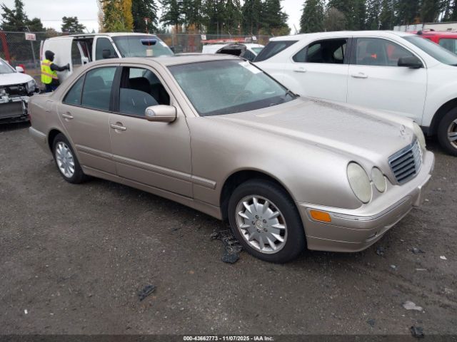 2000 MERCEDES-BENZ E 320 WDBJF82J5YX038445