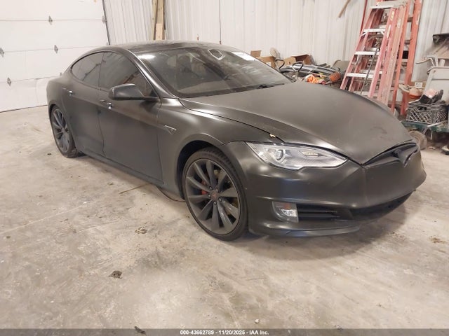 2016 TESLA MODEL S 5YJSA1E42GF124726 Photo 0