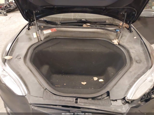 2016 TESLA MODEL S 5YJSA1E42GF124726 Photo 9