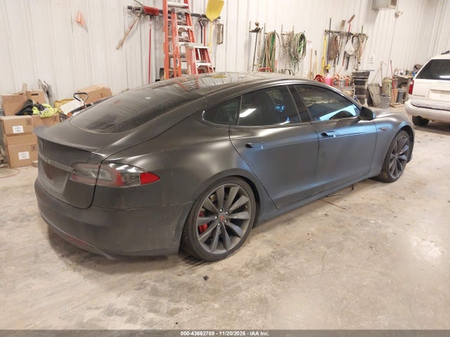 2016 TESLA MODEL S 5YJSA1E42GF124726 Photo 3