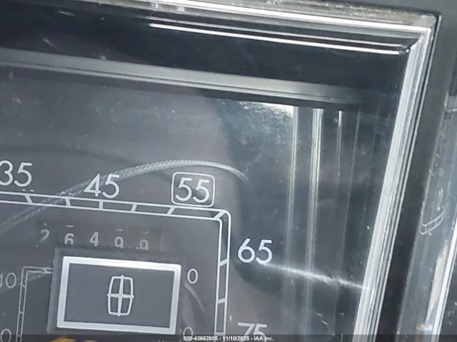 1987 LINCOLN TOWN CAR 1LNBM82F1HY670517 Photo 6