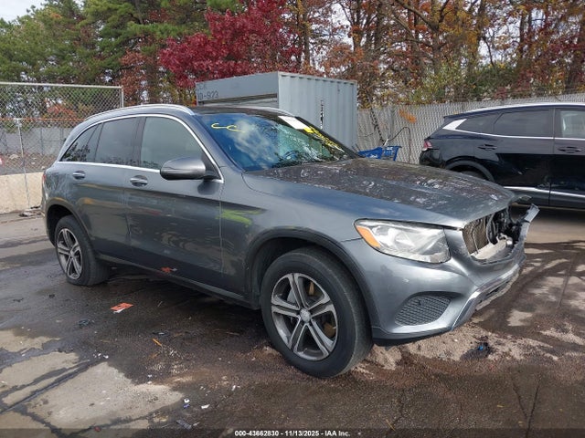 2017 MERCEDES-BENZ GLC 300 WDC0G4KB6HF132829