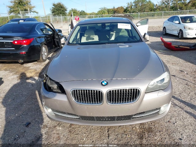 43662861 :رقم المزاد ، WBAFR7C58BC805307 vin ، 2011 Bmw 535i مزاد بيع