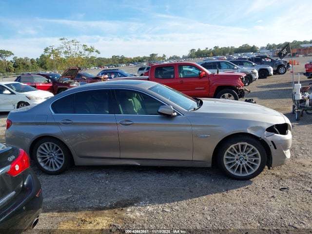 43662861 :رقم المزاد ، WBAFR7C58BC805307 vin ، 2011 Bmw 535i مزاد بيع