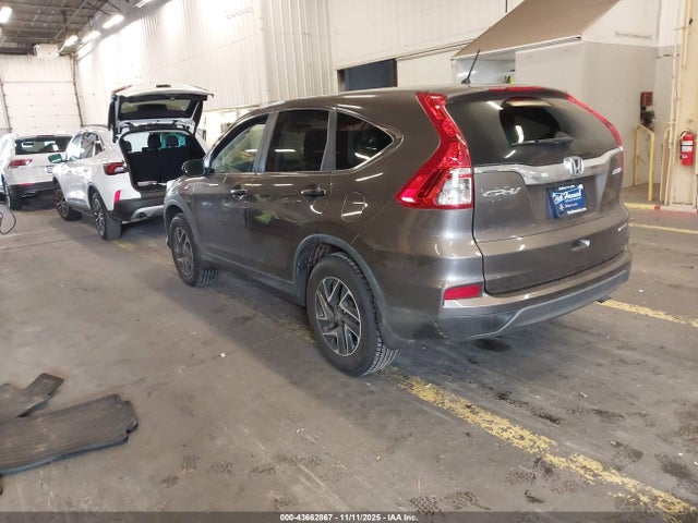 Honda CR-V SE 2016 2HKRM4H44GH683019 Image 3