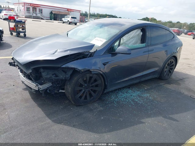 2023 TESLA MODEL X 7SAXCAE55PF365093 Photo 1