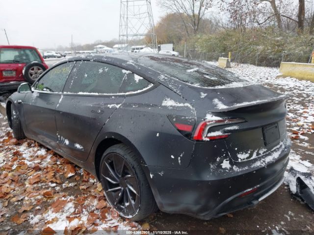 2024 TESLA MODEL 3 5YJ3E1ET0RF835537 Photo 2