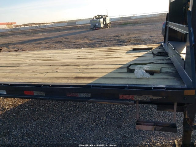5WWGF4028T6043212 Delco Flatbed