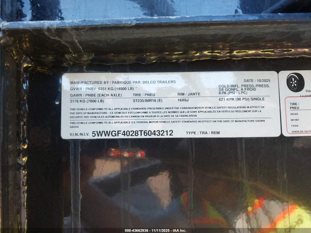 5WWGF4028T6043212 Delco Flatbed