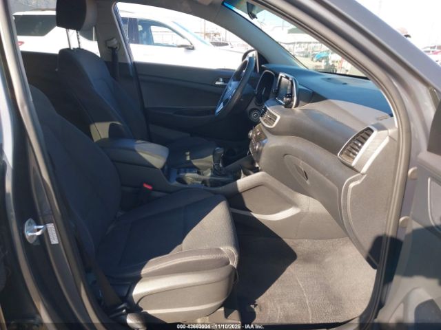 2019 HYUNDAI TUCSON KM8J2CA48KU938997 Photo 4