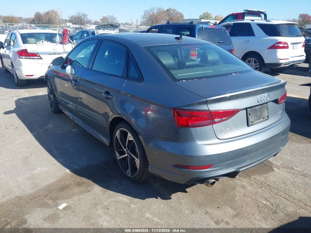 2020 AUDI A3 WAUBEGFF6LA005262 Photo 2