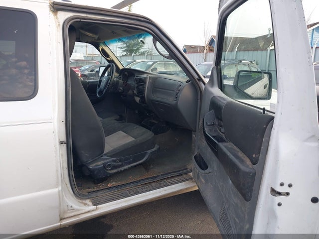 43663061 :رقم المزاد ، 1FTKR1ED9BPA64273 vin ، 2011 Ford Ranger Super Cab مزاد بيع
