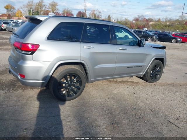 2019 JEEP GRAND CHEROKEE 1C4RJFAG2KC670556 Photo 3