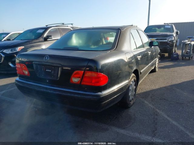 1999 MERCEDES-BENZ E 320 WDBJF65H0XA882035 Photo 3
