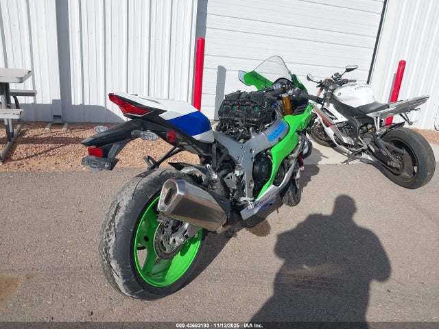 Продажа на аукционе авто 2024 Kawasaki Zx1002 L, vin: JKBZXVL16RA014101, номер лота: 43663193