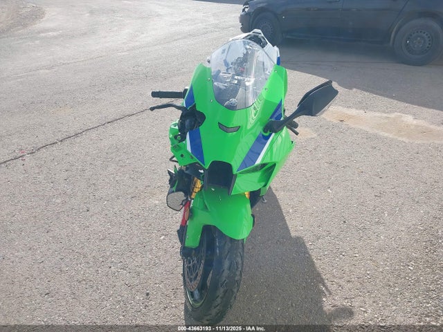 Продажа на аукционе авто 2024 Kawasaki Zx1002 L, vin: JKBZXVL16RA014101, номер лота: 43663193