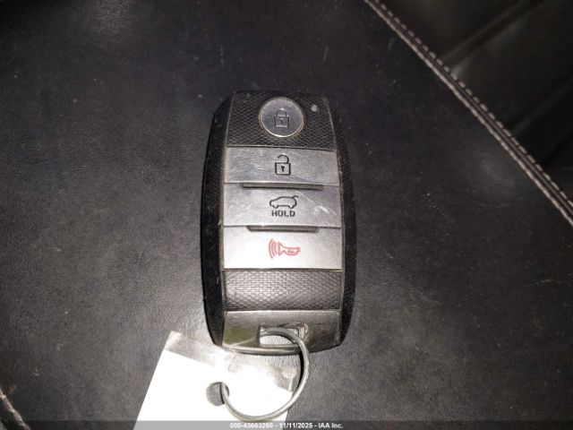 2018 KIA SORENTO 5XYPK4A59JG397682 Photo 10