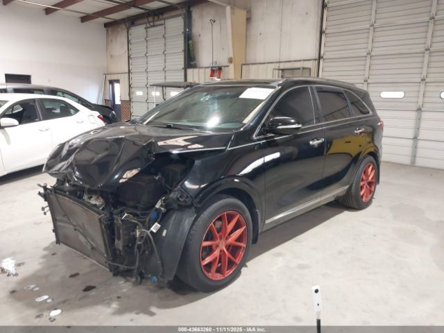 2018 KIA SORENTO 5XYPK4A59JG397682 Photo 1