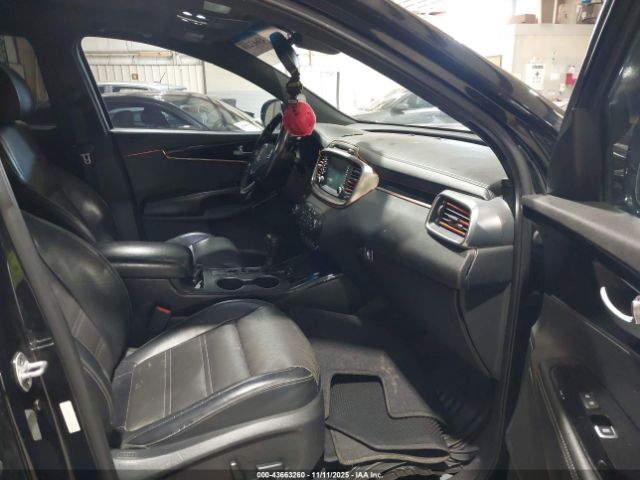 2018 KIA SORENTO 5XYPK4A59JG397682 Photo 4