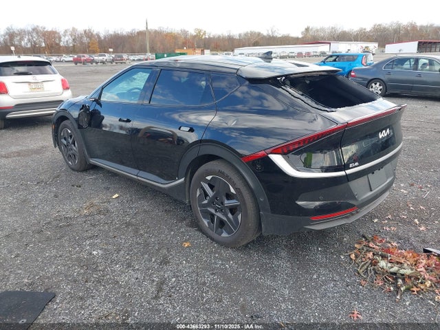 2025 KIA EV6 5XYC3DJC0SG005460 Photo 2