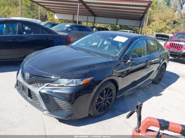 2018 TOYOTA CAMRY 4T1B11HK3JU003885 Photo 1