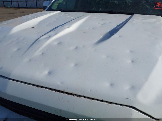 2017 CHEVROLET SILVERADO 1500 3GCUKREC1HG107987 Photo 5