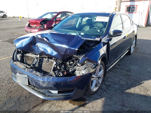 Продаж на аукціоні авто 2014 Volkswagen Passat 2.0l Tdi Sel Premium, vin: 1VWCN7A35EC026158, номер лоту: 43663427