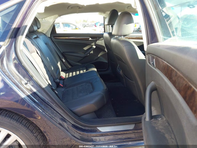 Продаж на аукціоні авто 2014 Volkswagen Passat 2.0l Tdi Sel Premium, vin: 1VWCN7A35EC026158, номер лоту: 43663427