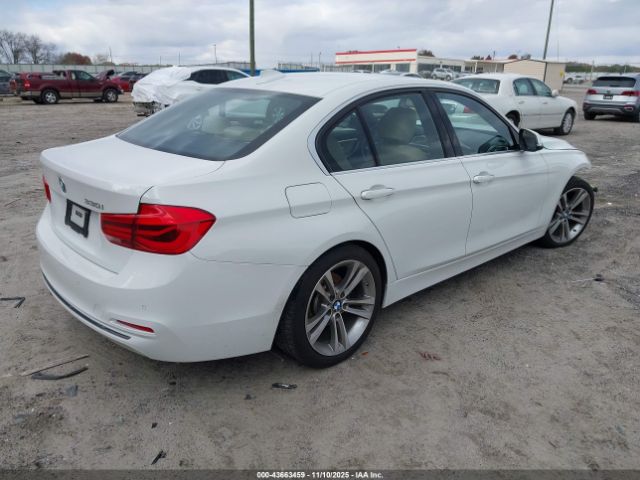 2018 BMW 330I WBA8B9C58JEE80771 Photo 3