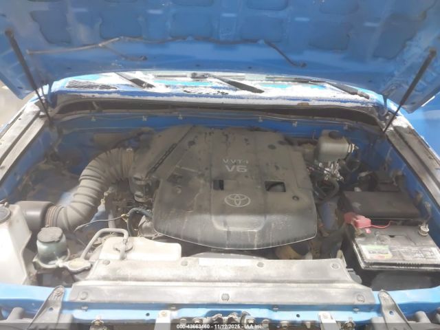 2007 TOYOTA FJ CRUISER JTEBU11F070043359 Photo 9