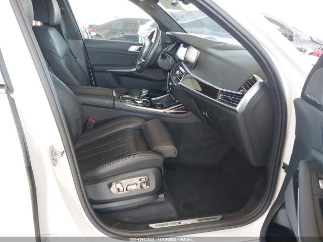 2021 BMW X7 5UXCX6C08M9G16474 Photo 4