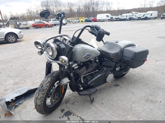 2025 HARLEY-DAVIDSON FLHC 1HD1YA910SB017305 Photo 1