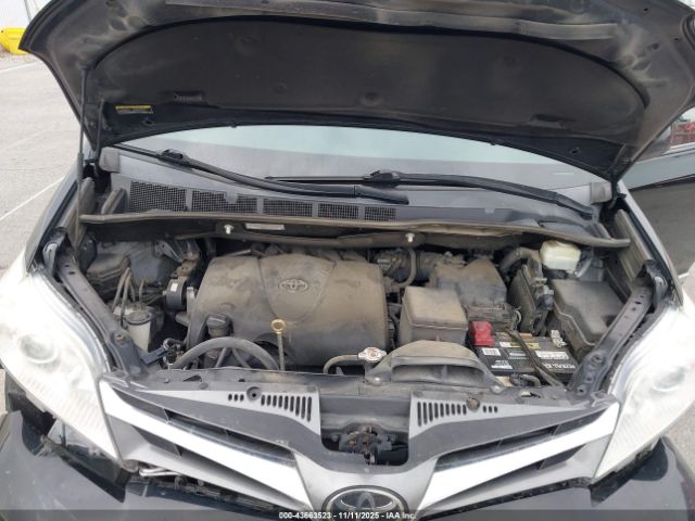 2019 TOYOTA SIENNA 5TDYZ3DC6KS993762 Photo 9