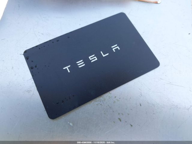2024 TESLA MODEL Y 7SAYGDEE6RF064717 Photo 10