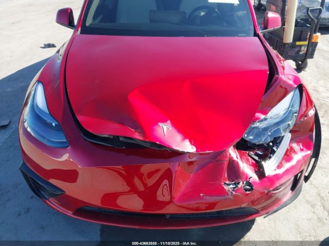 2024 TESLA MODEL Y 7SAYGDEE6RF064717 Photo 5