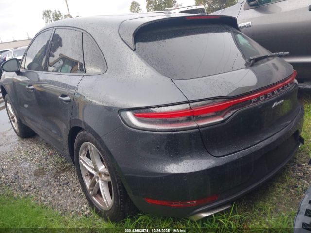 2021 PORSCHE MACAN WP1AA2A5XMLB05431 Photo 2