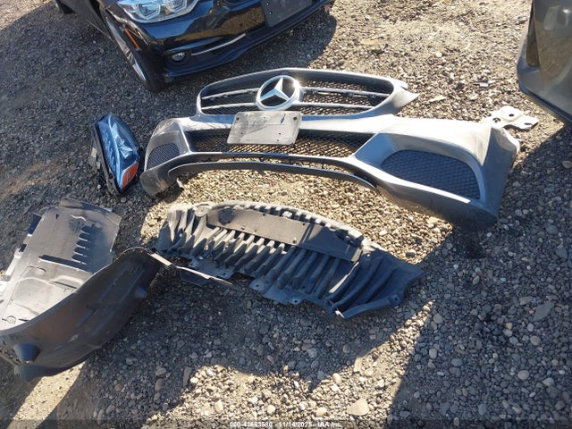 43663580 :رقم المزاد ، 55SWF4KB4HU186541 vin ، 2017 Mercedes-benz C 300 4matic مزاد بيع