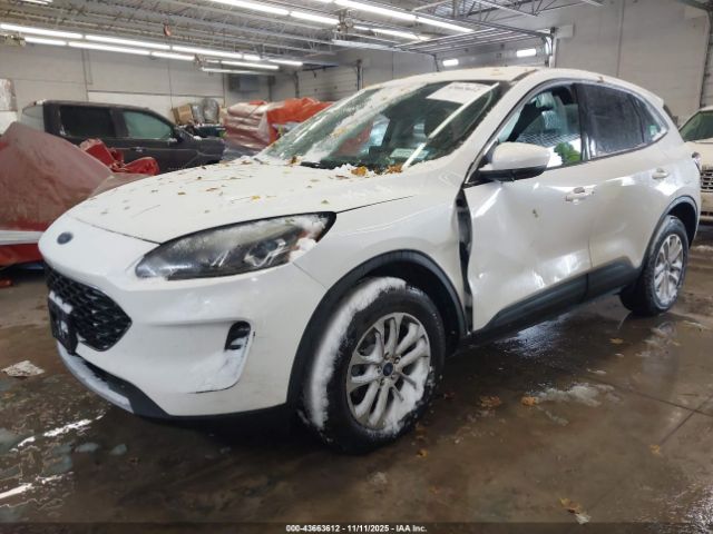 2021 FORD ESCAPE 1FMCU9G68MUB06173 Photo 1